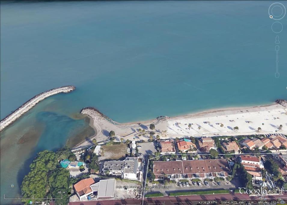 Appart Dans Maison 2 Km De La Plage Villeneuve-Loubet Buitenkant foto