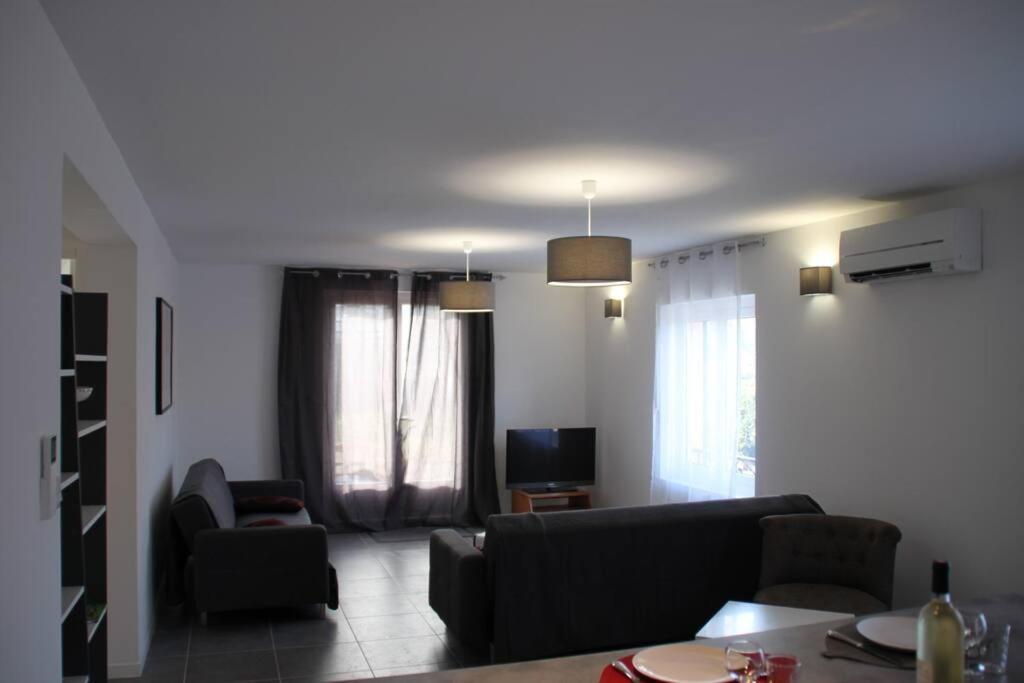 Appart Dans Maison 2 Km De La Plage Villeneuve-Loubet Buitenkant foto